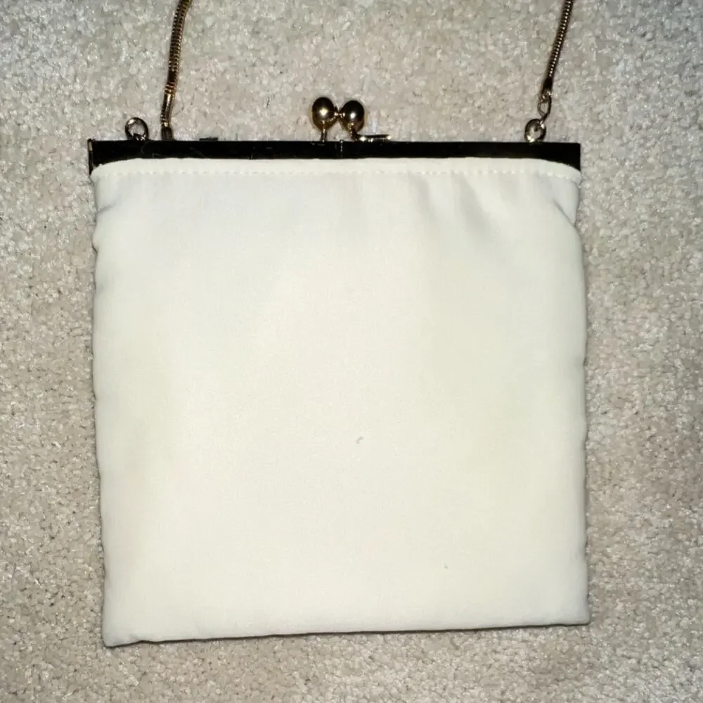 Jessica McClintock Ivory Embroidered Kiss Lock Shoulder Bag Gold Chain Strap